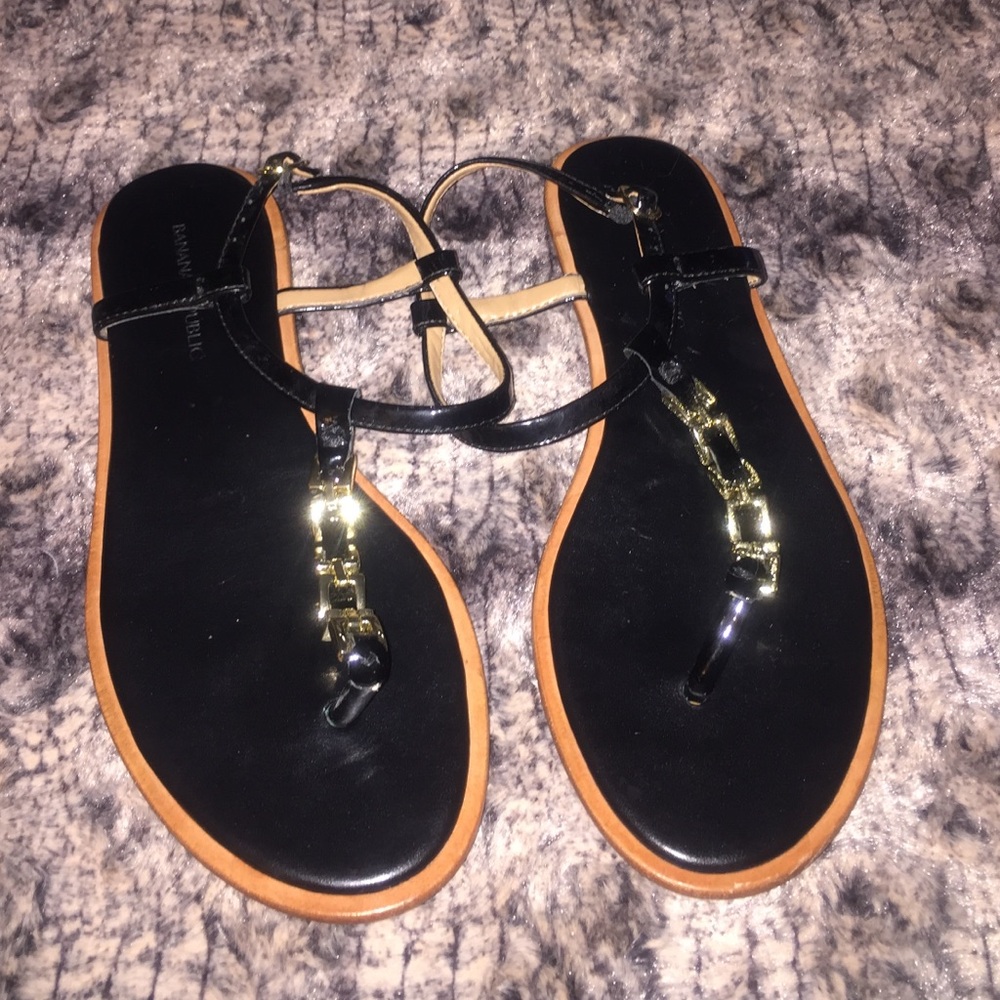 BANANA REPUBLIC Black T-Strap Chain Sandals Sz 6.5